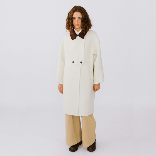 Contrast Coloured Collar Wool Coat