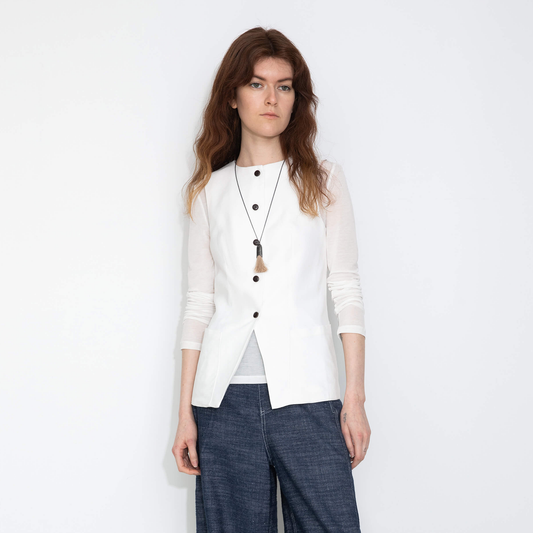 Fitted Buttoned Round Neck Vest